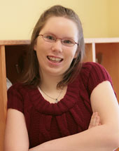 Kellie  - 17, F