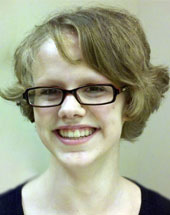 Taylor - 17, F